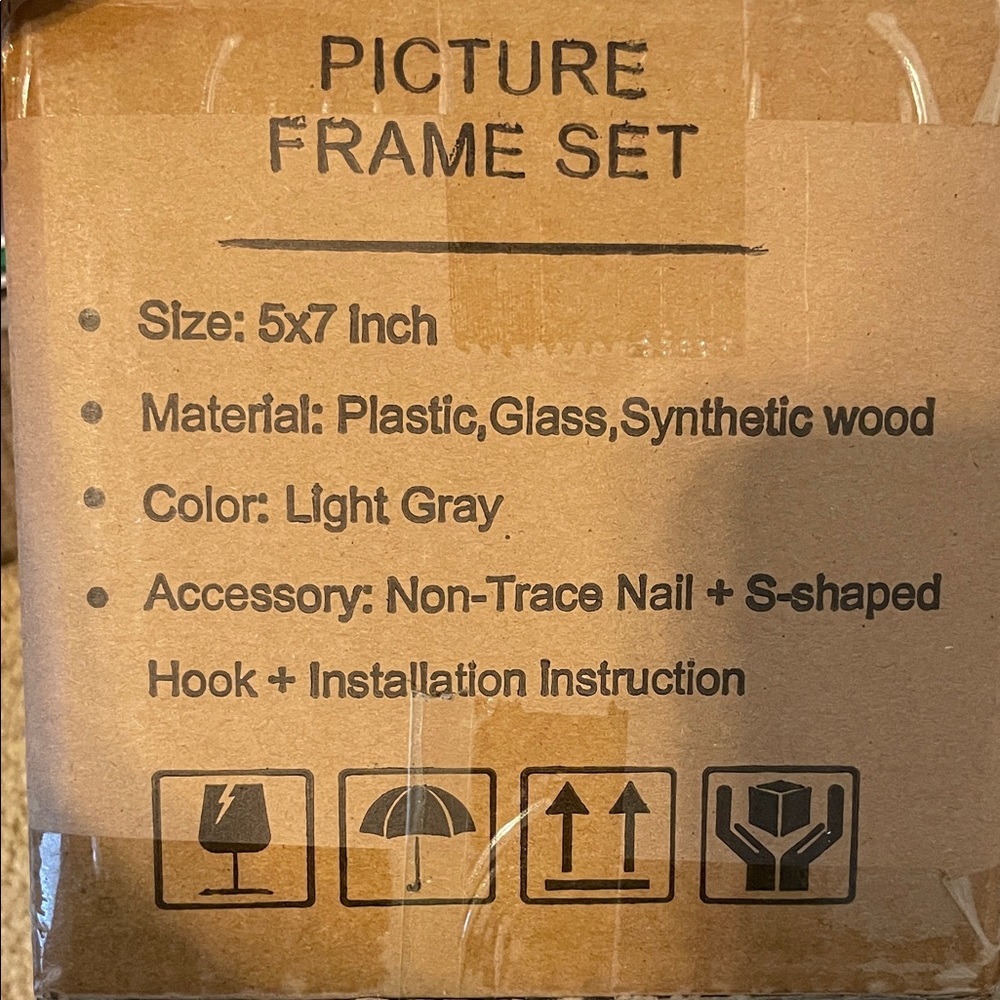 Light Gray Picture Frame Set